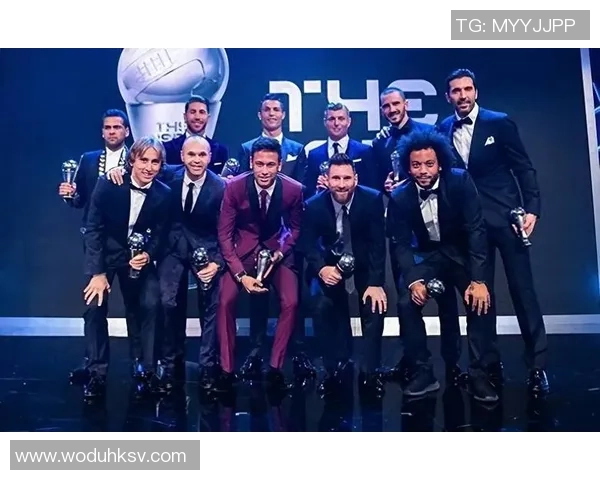 足球明星转会瞬间帅气视频集锦展现球场风采与激情时刻